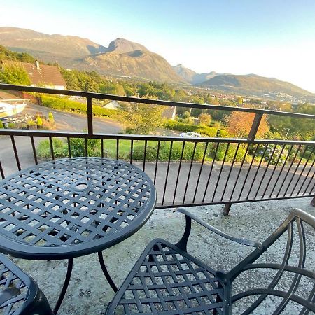 Highland Self Catering Retreat With Stunning Views Apartamento Fort William Exterior foto