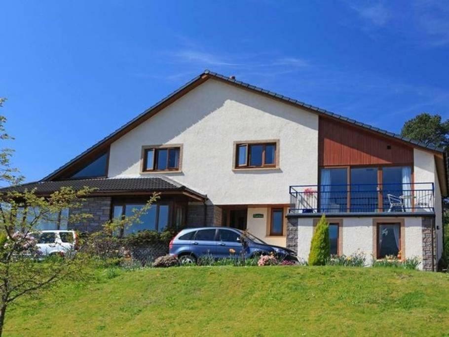 Highland Self Catering Retreat With Stunning Views Apartamento Fort William Exterior foto