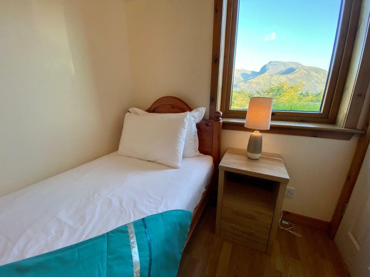Highland Self Catering Retreat With Stunning Views Apartamento Fort William Exterior foto